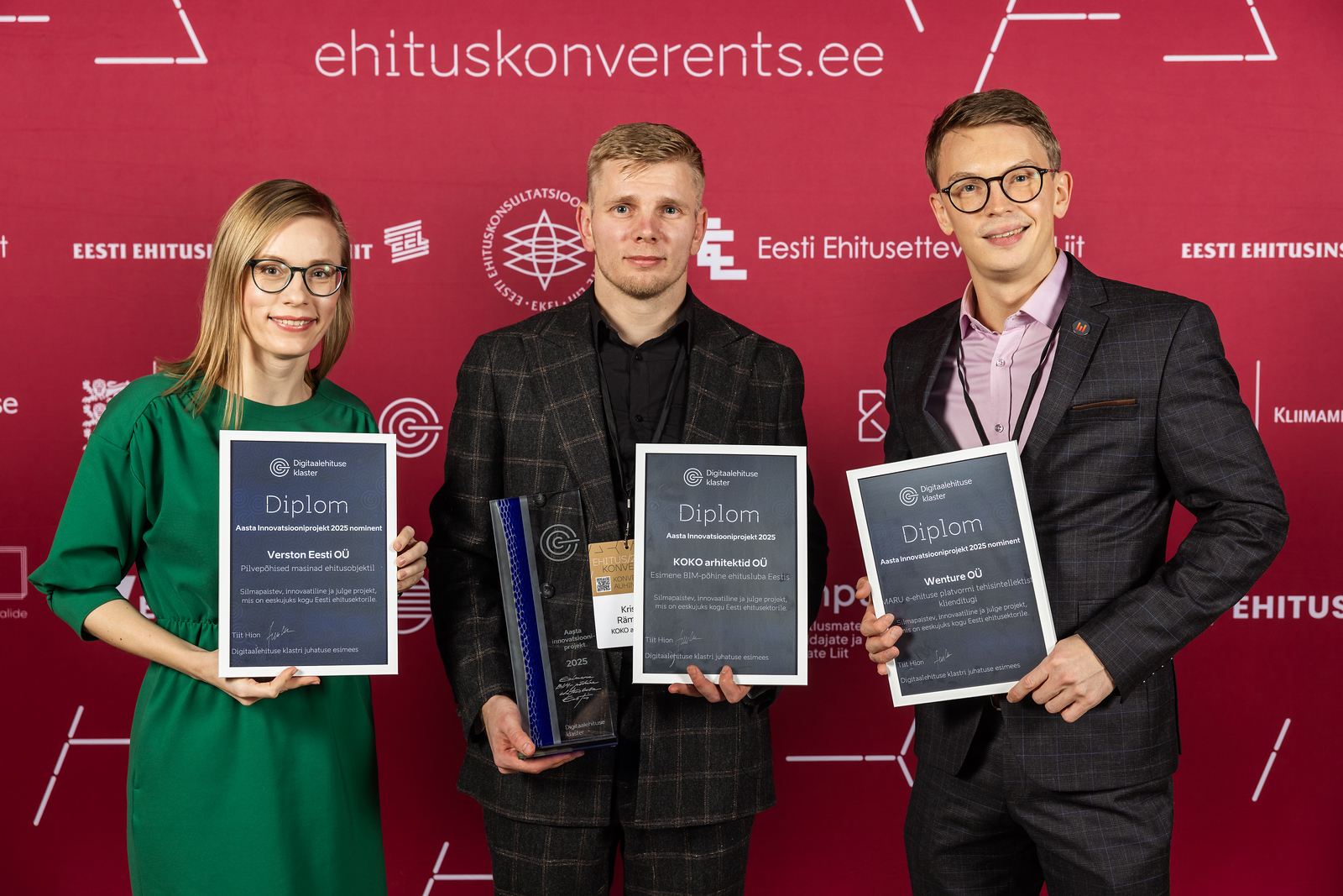 Wenture ja AVEO meeskond tähistamas Aasta Innovatsiooniprojekt 2025 nominatsiooni.